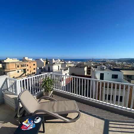 Sunshine Apartments Mellieha - Modern Two Bedroom Penthouse With Terrace Eksteriør billede