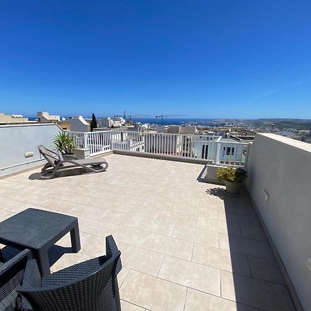 Sunshine Apartments Mellieha - Modern Two Bedroom Penthouse With Terrace Eksteriør billede
