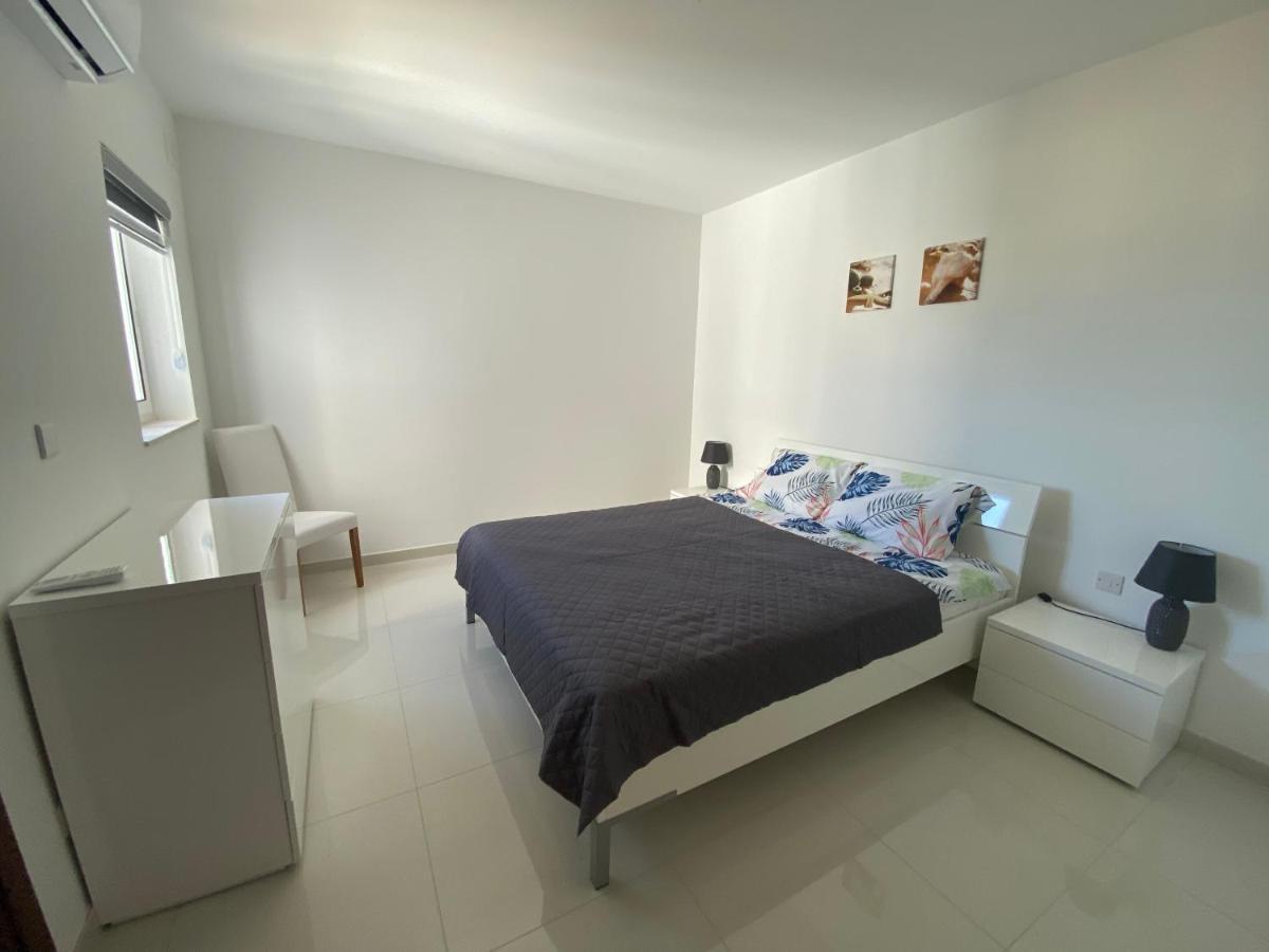 Sunshine Apartments Mellieha - Modern Two Bedroom Penthouse With Terrace Eksteriør billede