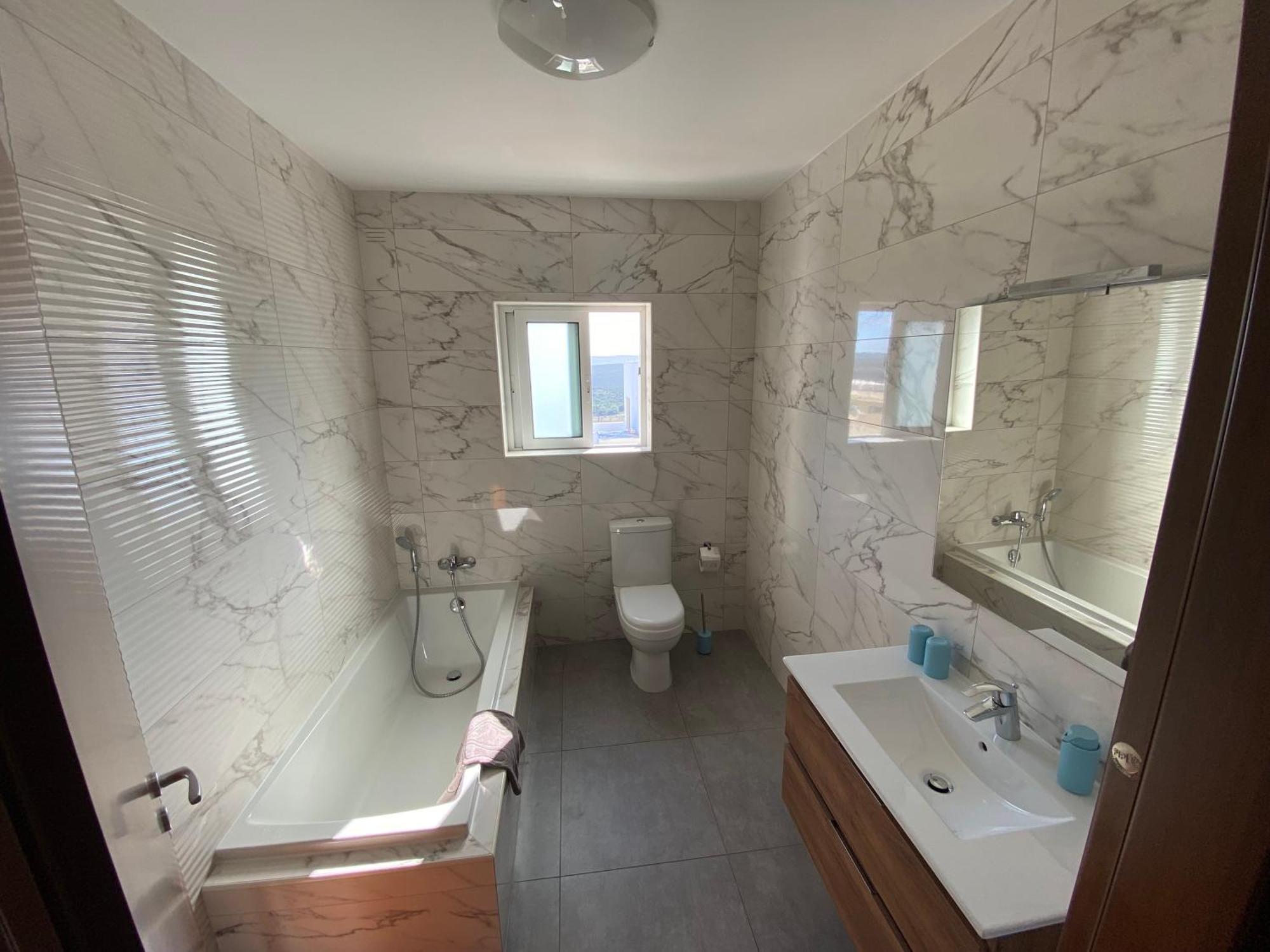 Sunshine Apartments Mellieha - Modern Two Bedroom Penthouse With Terrace Eksteriør billede